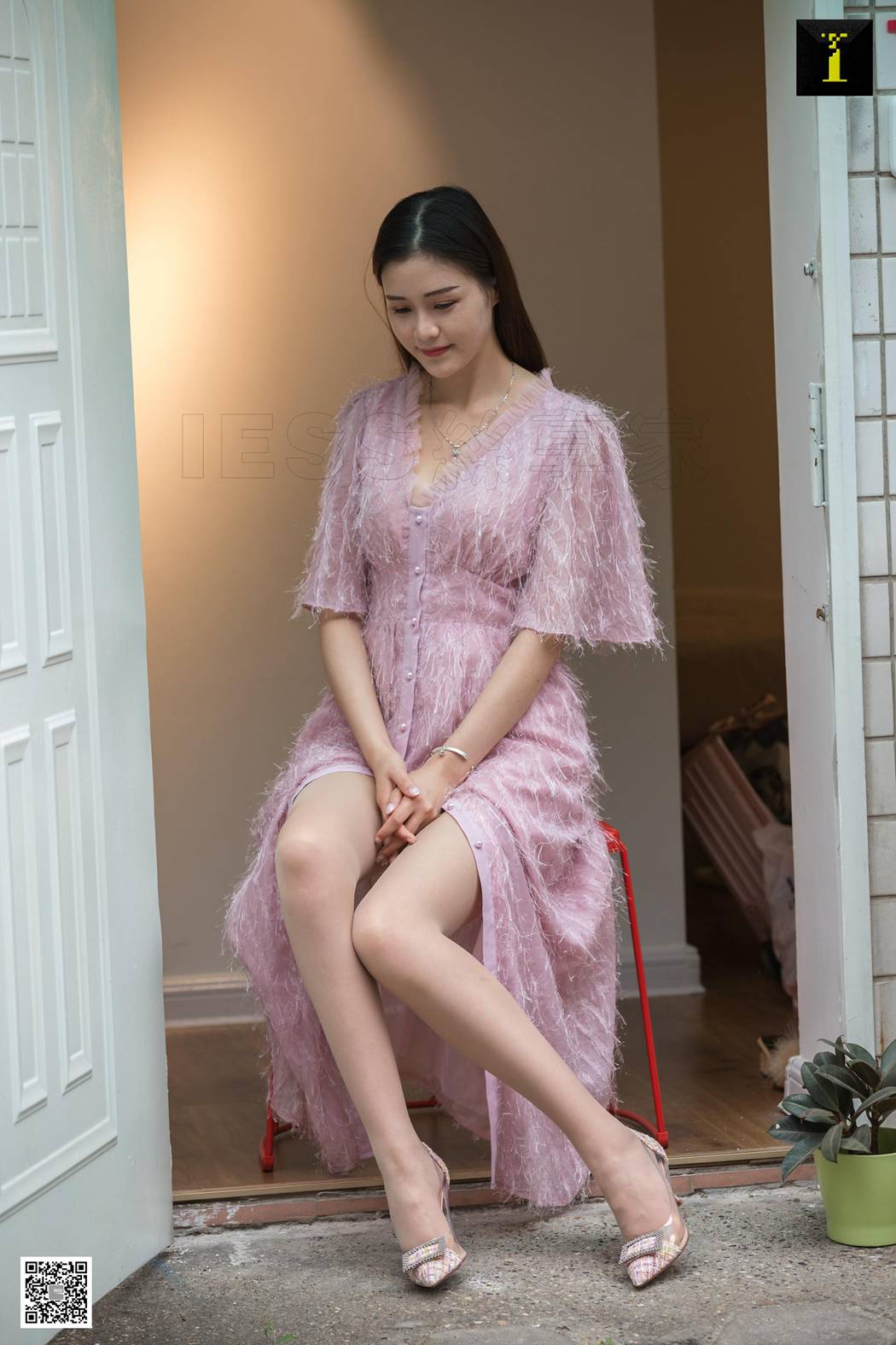 [IESS异思趣向] 2019.06.07 丝享家502：《九妹的粉色长裙》九妹 在现浏览第11张