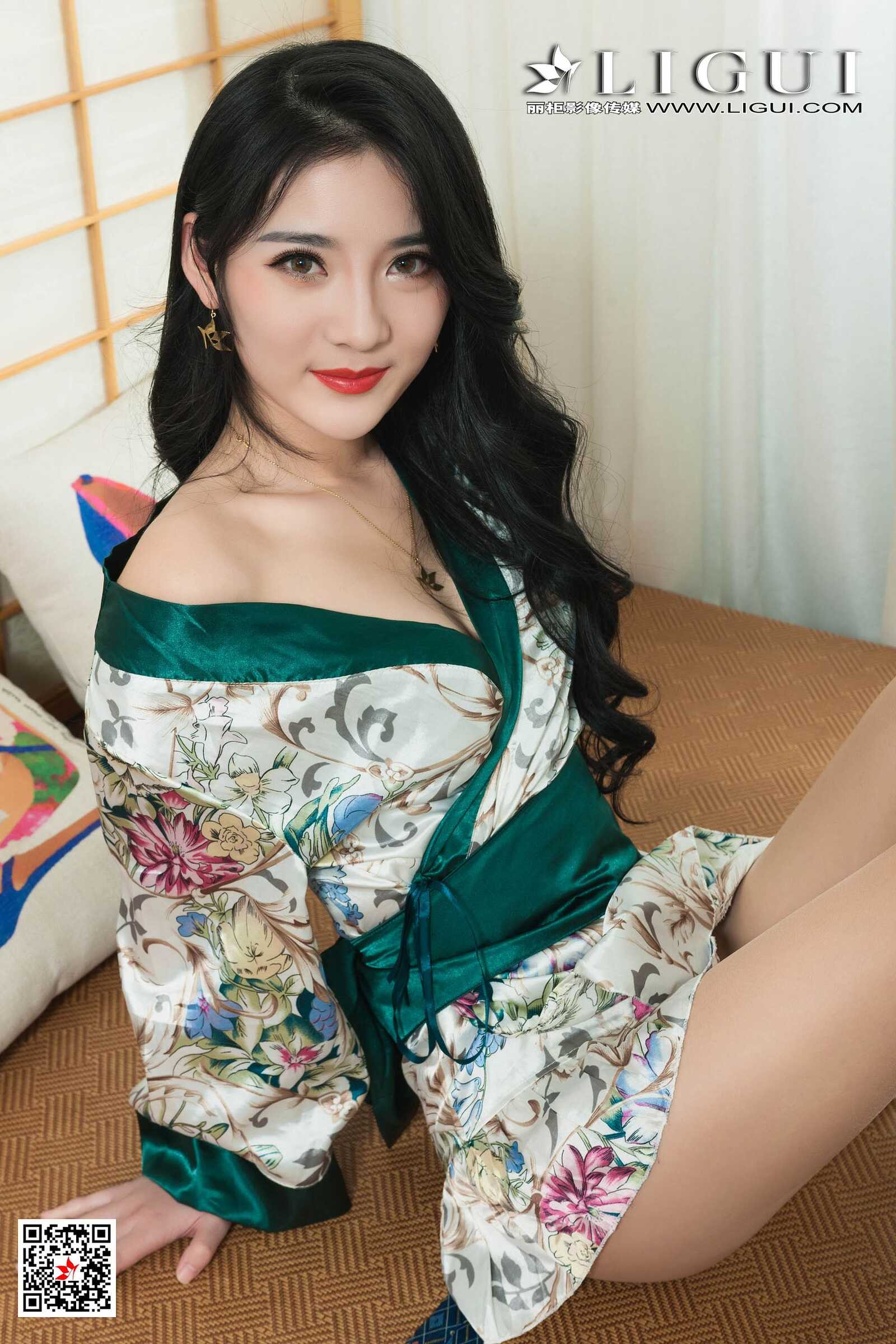 腿模Yaya《和服玉足》 [丽柜Ligui] 写真集第2张