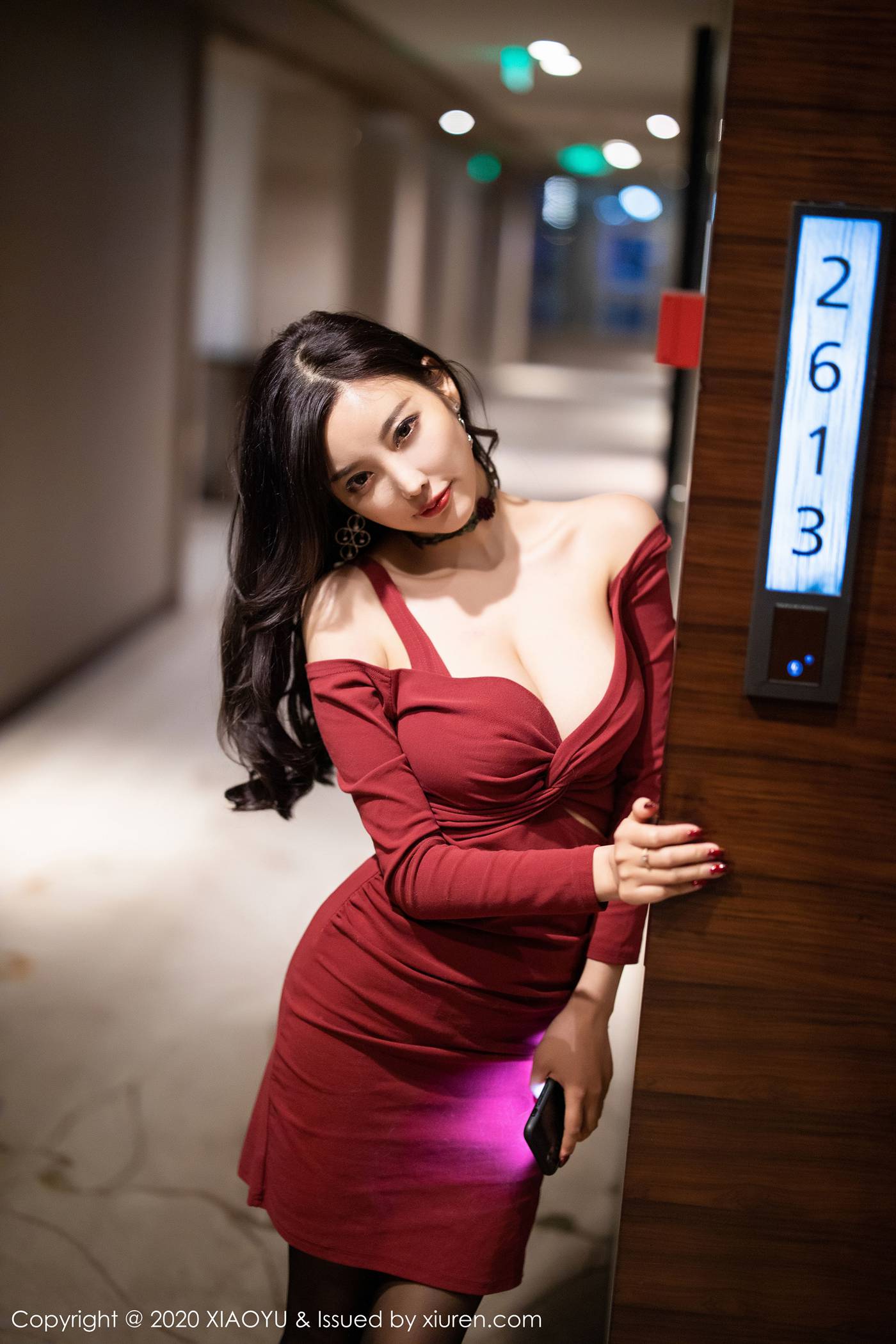 [XIAOYU语画界]YU20200123VOL0243 2020.01.23 VOL.243 黑丝美腿晚礼服 杨晨晨sugar[110+1P]第21张