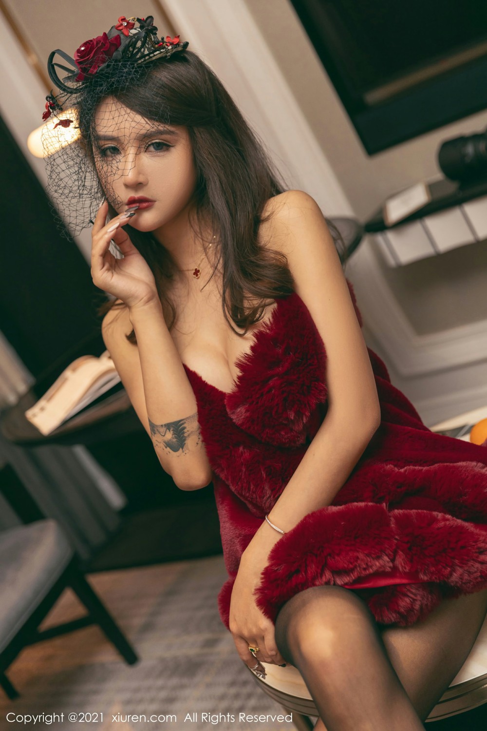 [XiuRen秀人网] 2021.06.16 No.3548 Emily尹菲第7张