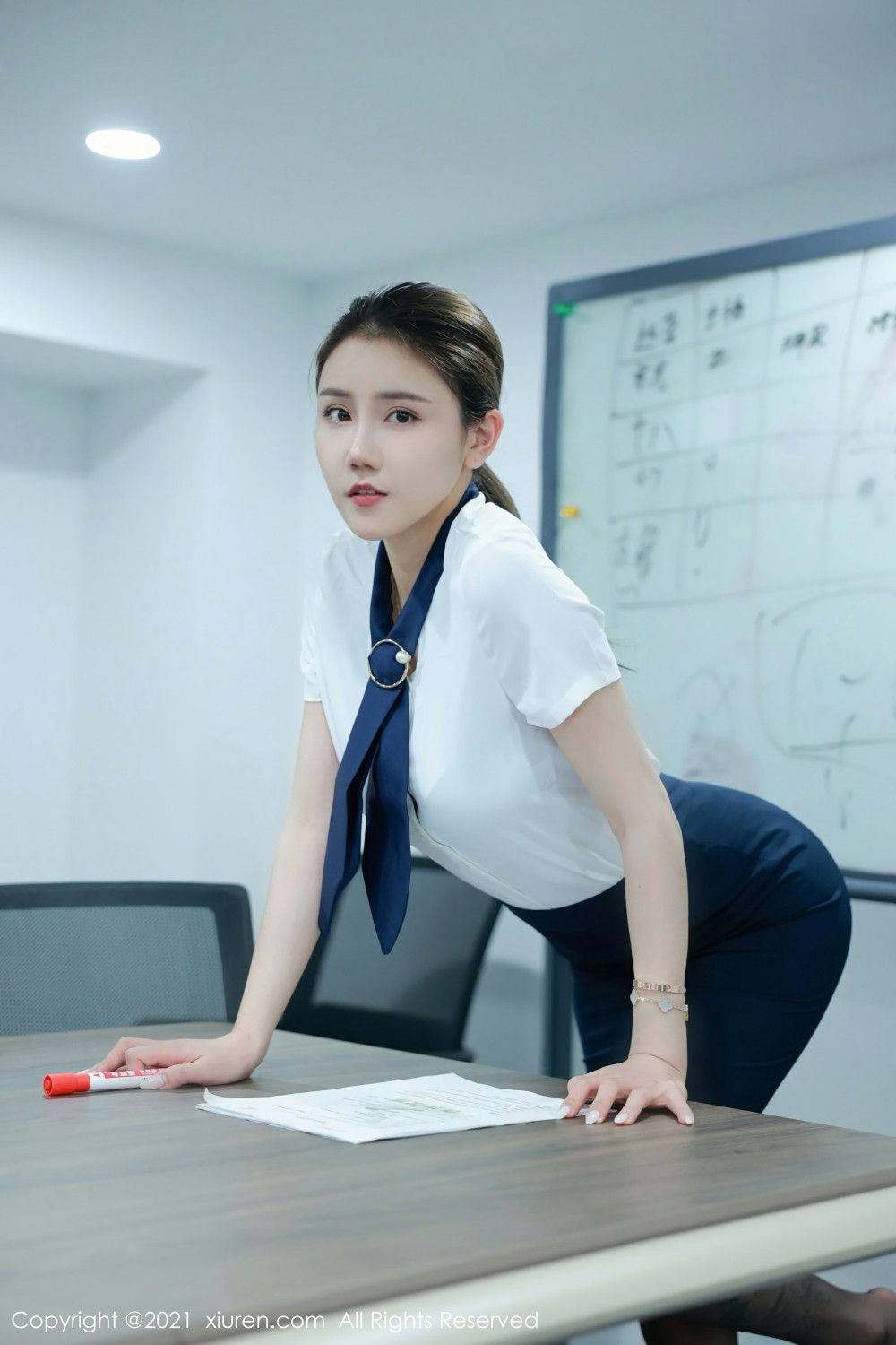 [XiuRen秀人网] 2021.07.19 No.3682 夏西CiCi第2张