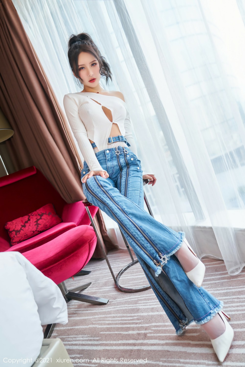 [XiuRen秀人网] 2021.07.27 No.3720 Emily尹菲第2张