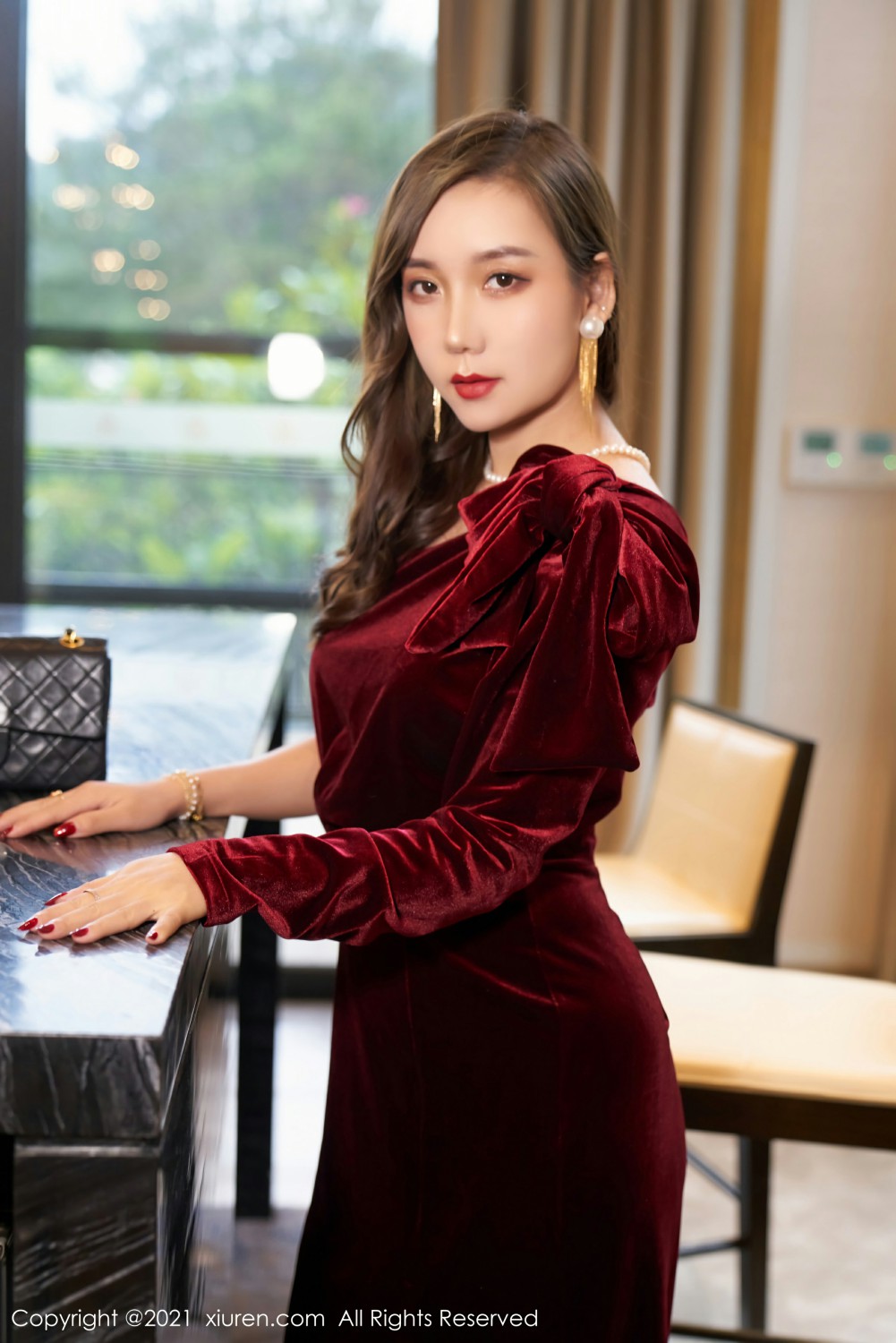 [XiuRen秀人网] 2021.08.17 No.3807 艾静香第2张