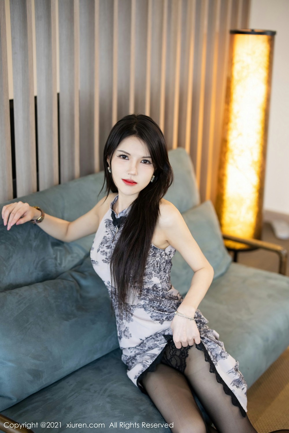 [XiuRen秀人网] 2021.09.02 No.3887 媛媛酱belle第2张