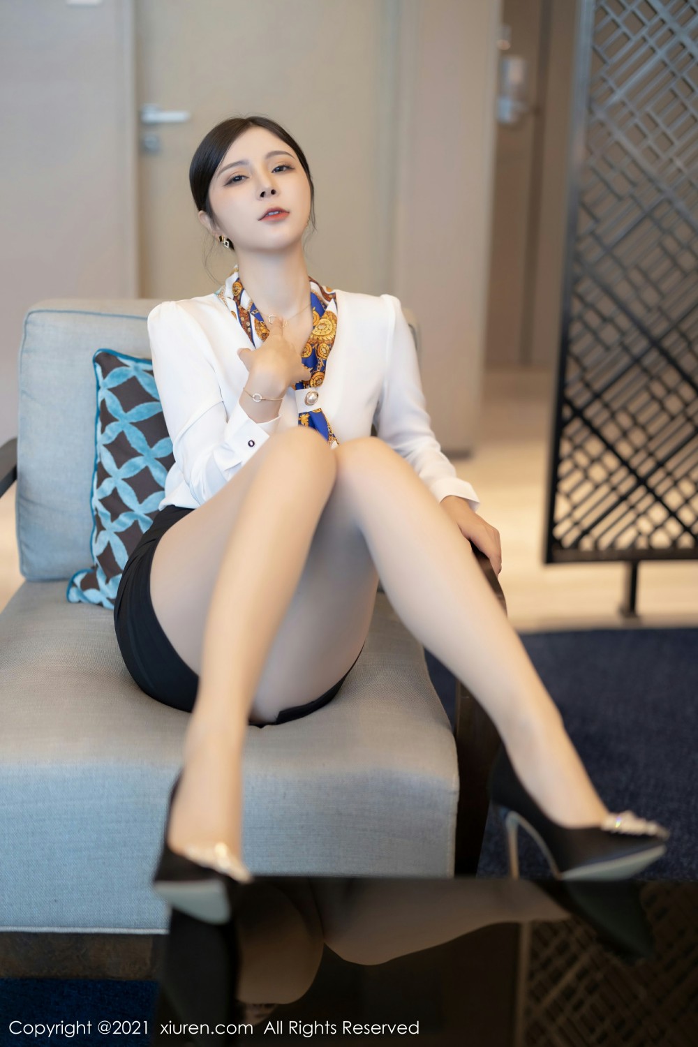[XiuRen秀人网] 2021.09.09 No.3921 小蛮妖Yummy第4张