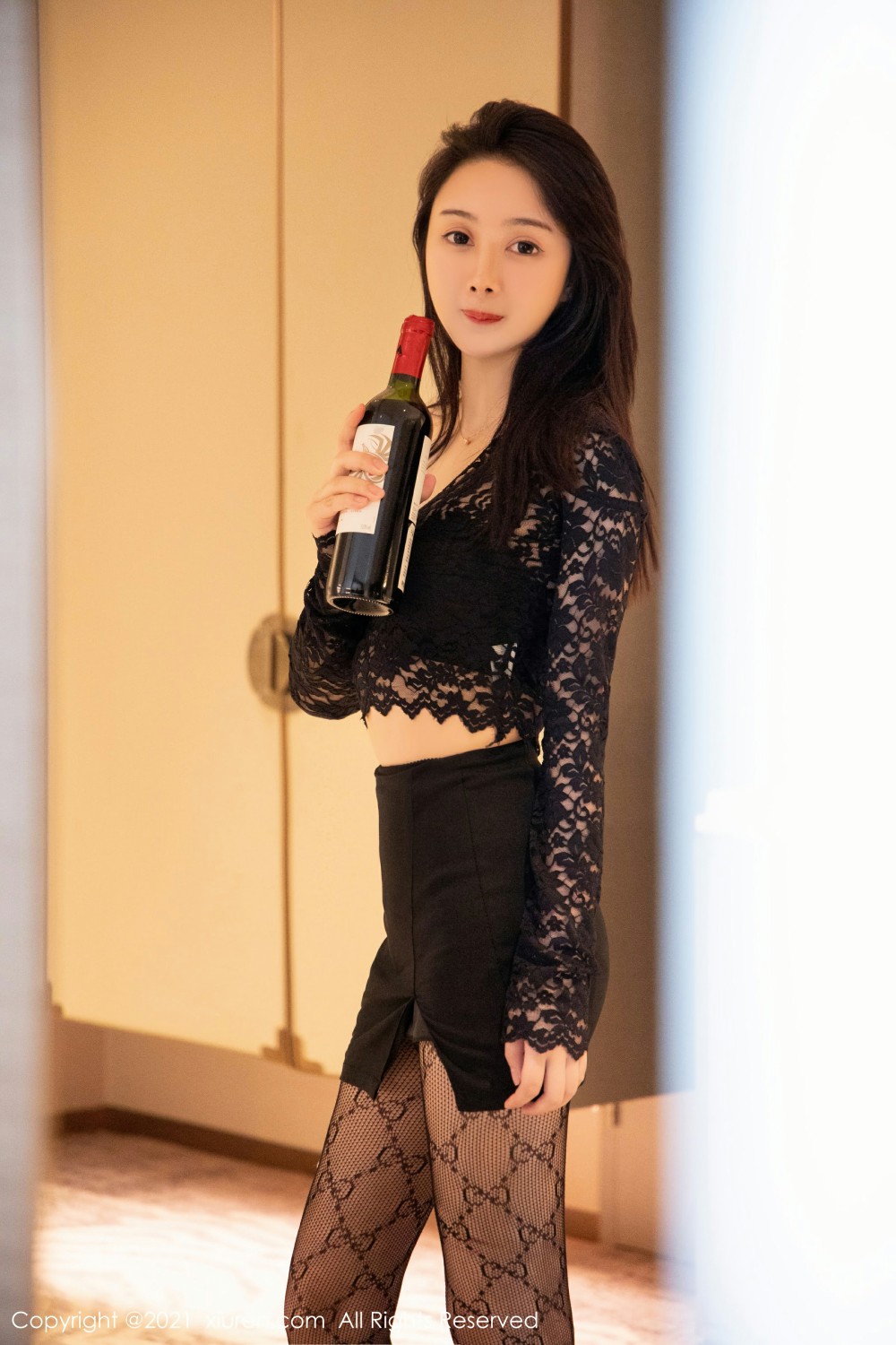 [XiuRen秀人网] 2021.09.17 No.3965 summer宝宝第3张