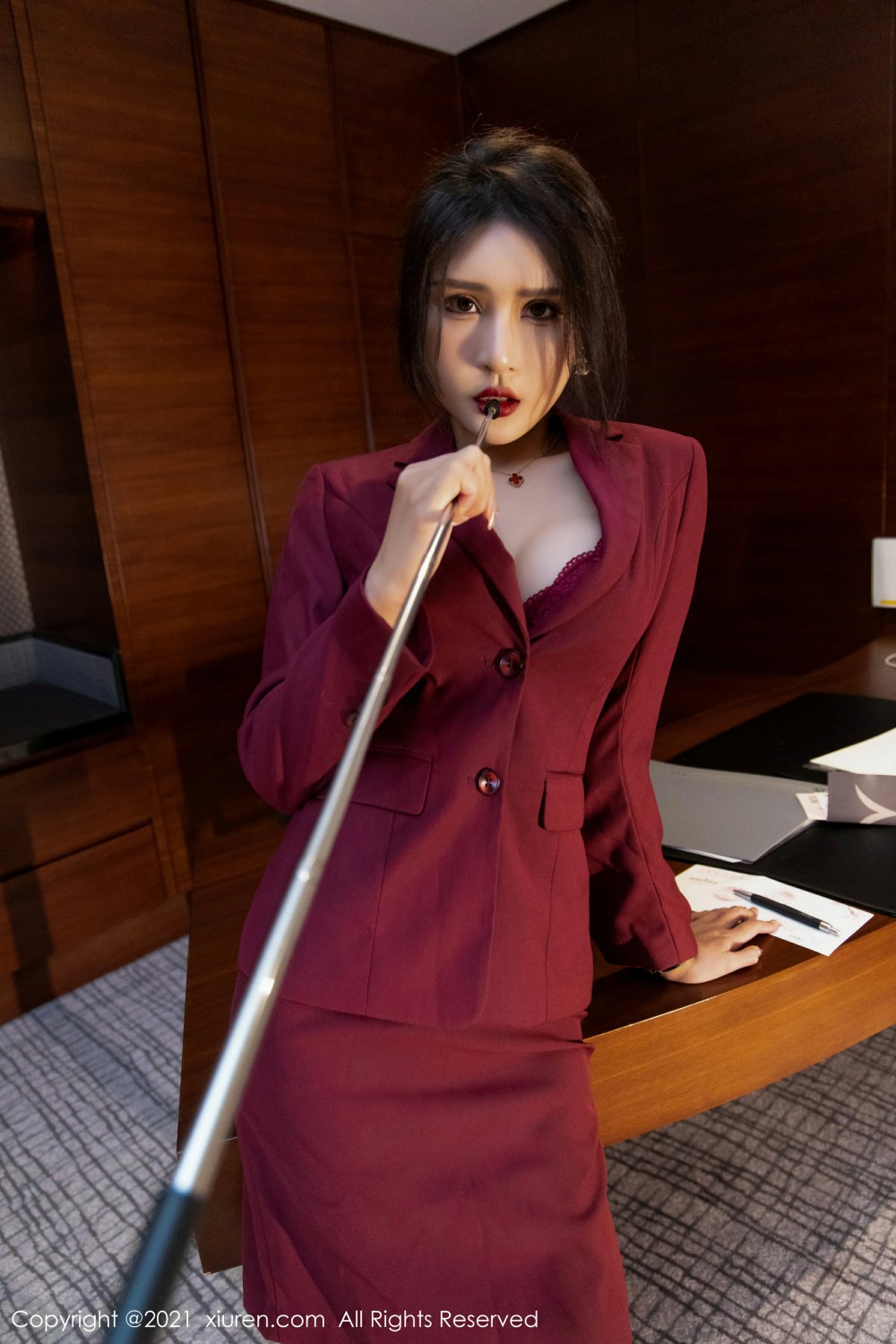 [XiuRen秀人网] 2021.10.09 No.4038 Emily尹菲第2张
