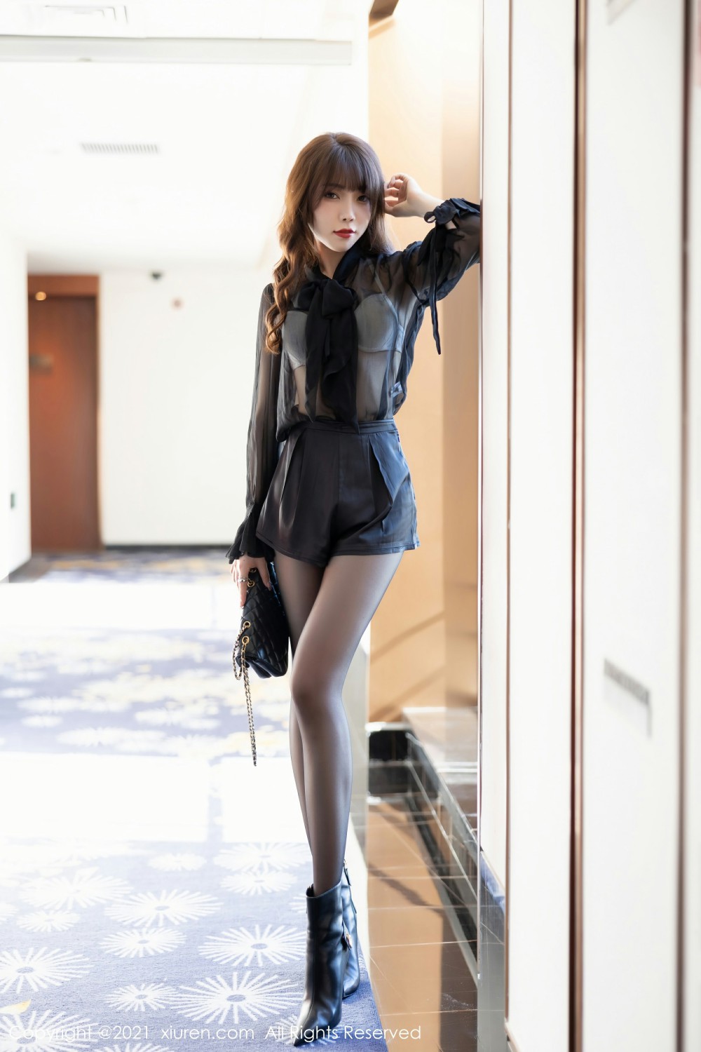 [XiuRen秀人网] 2021.10.25 No.4114 芝芝Booty第3张
