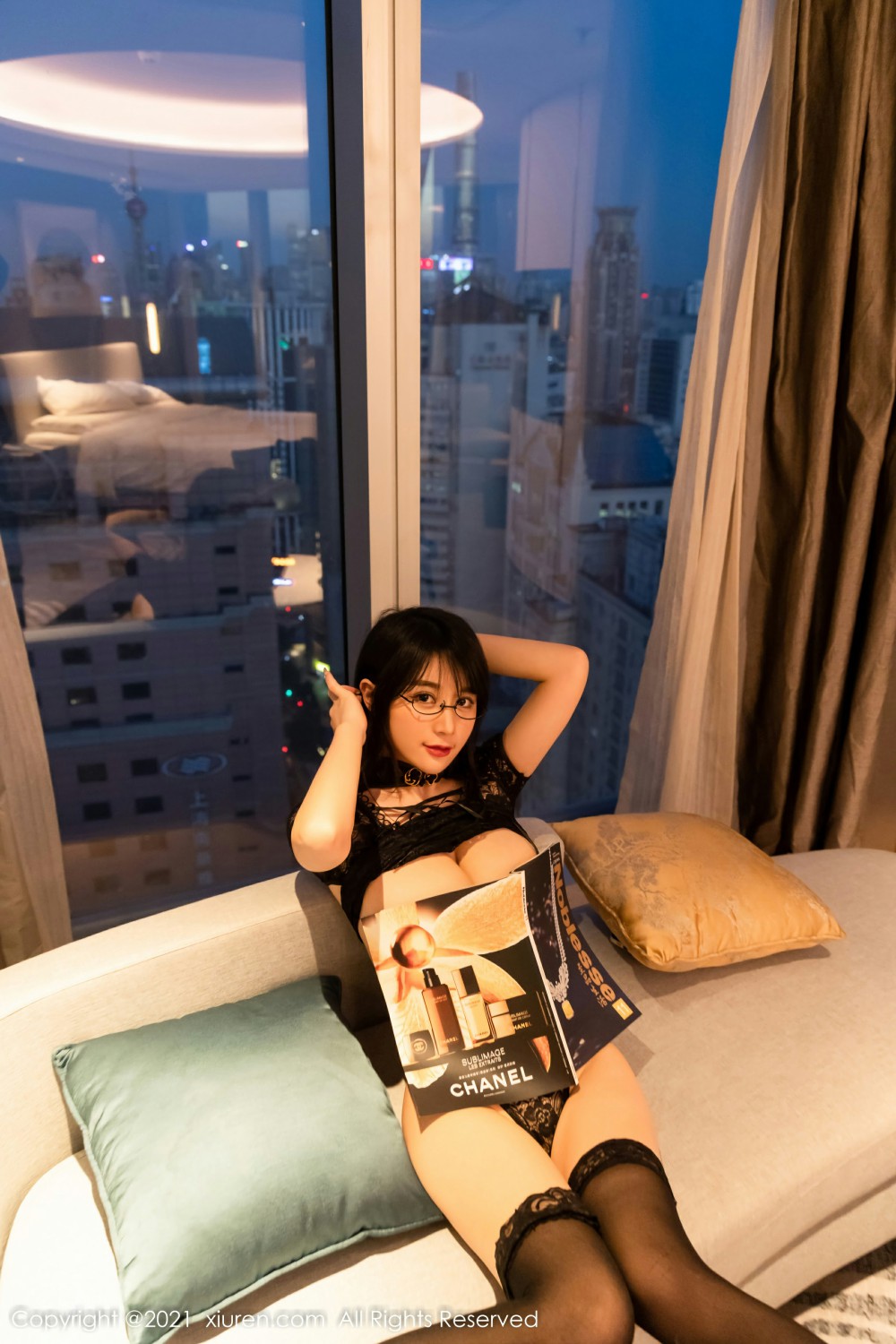 [XiuRen秀人网] 2021.12.09 No.4317 美七 Mia 魅惑黑丝第9张