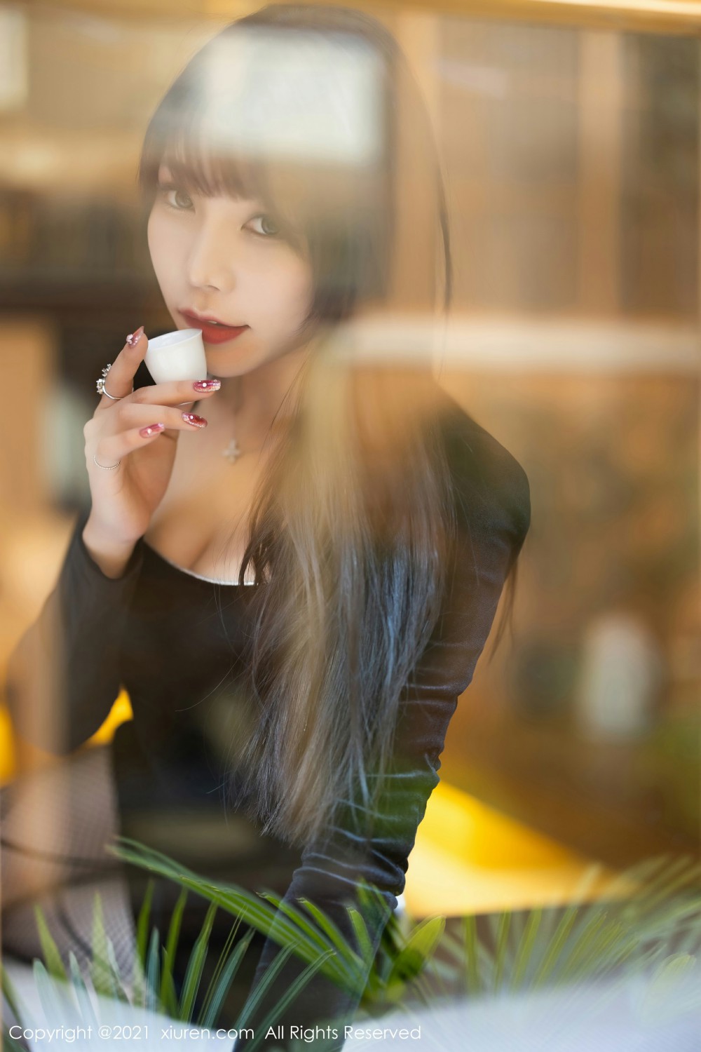 [XiuRen秀人网] 2021.12.09 No.4322 芝芝Booty 妩媚动人第5张