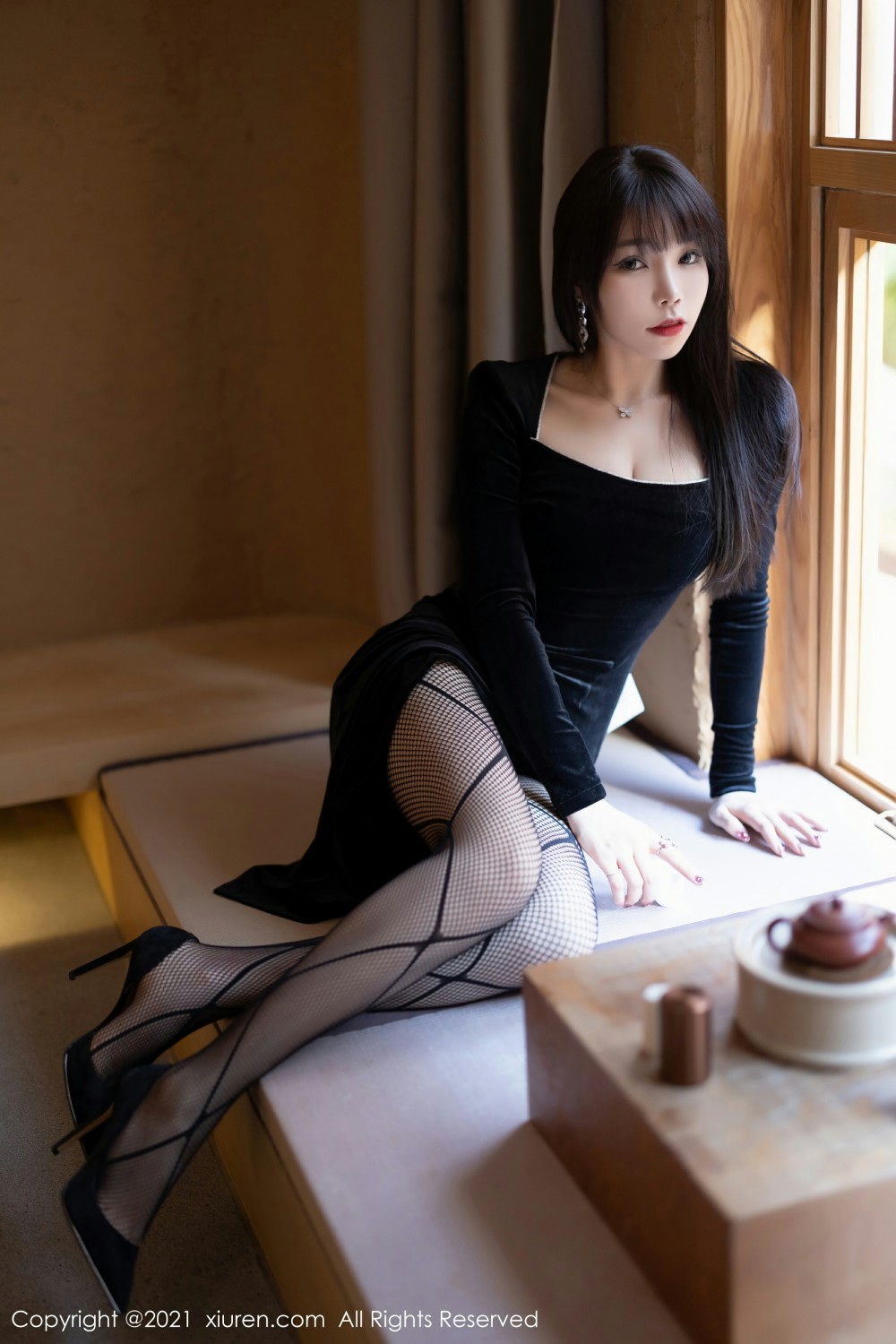 [XiuRen秀人网] 2021.12.09 No.4322 芝芝Booty 妩媚动人第6张