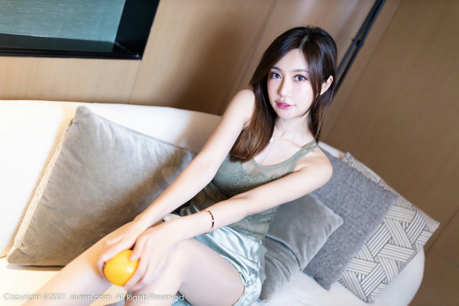 [XiuRen秀人网] 2021.12.17 No.4353 绮里嘉ula 明艳动人第5张