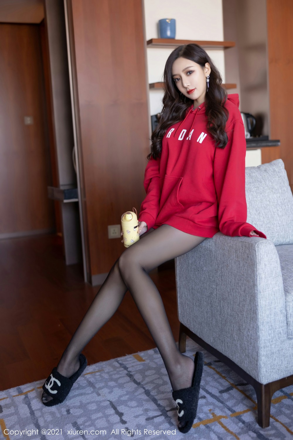 [XiuRen秀人网] 2021.12.17 No.4356 王馨瑶yanni 蕾丝高跟第1张