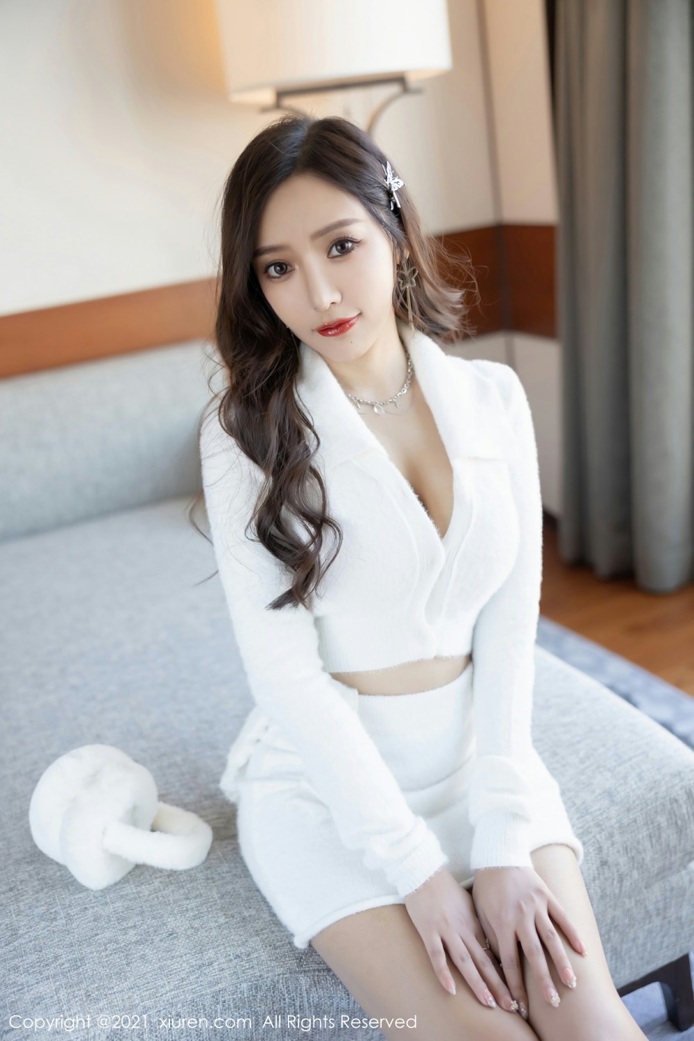 [XiuRen秀人网] 2021.12.20 No.4359 王馨瑶yanni 圣诞节写真第1张