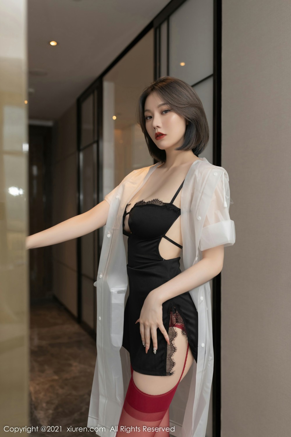 [XiuRen秀人网] 2021.12.21 No.4362 安然Maleah 红色丝袜第3张