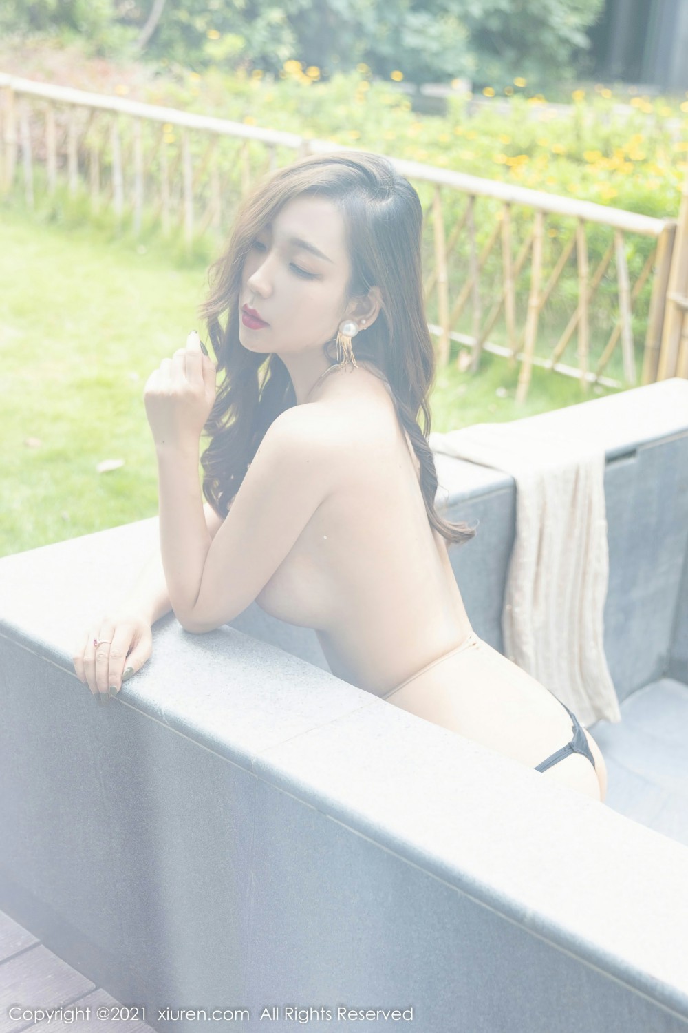 [XiuRen秀人网] 2021.12.22 No.4370 艾静香 修长美腿第8张