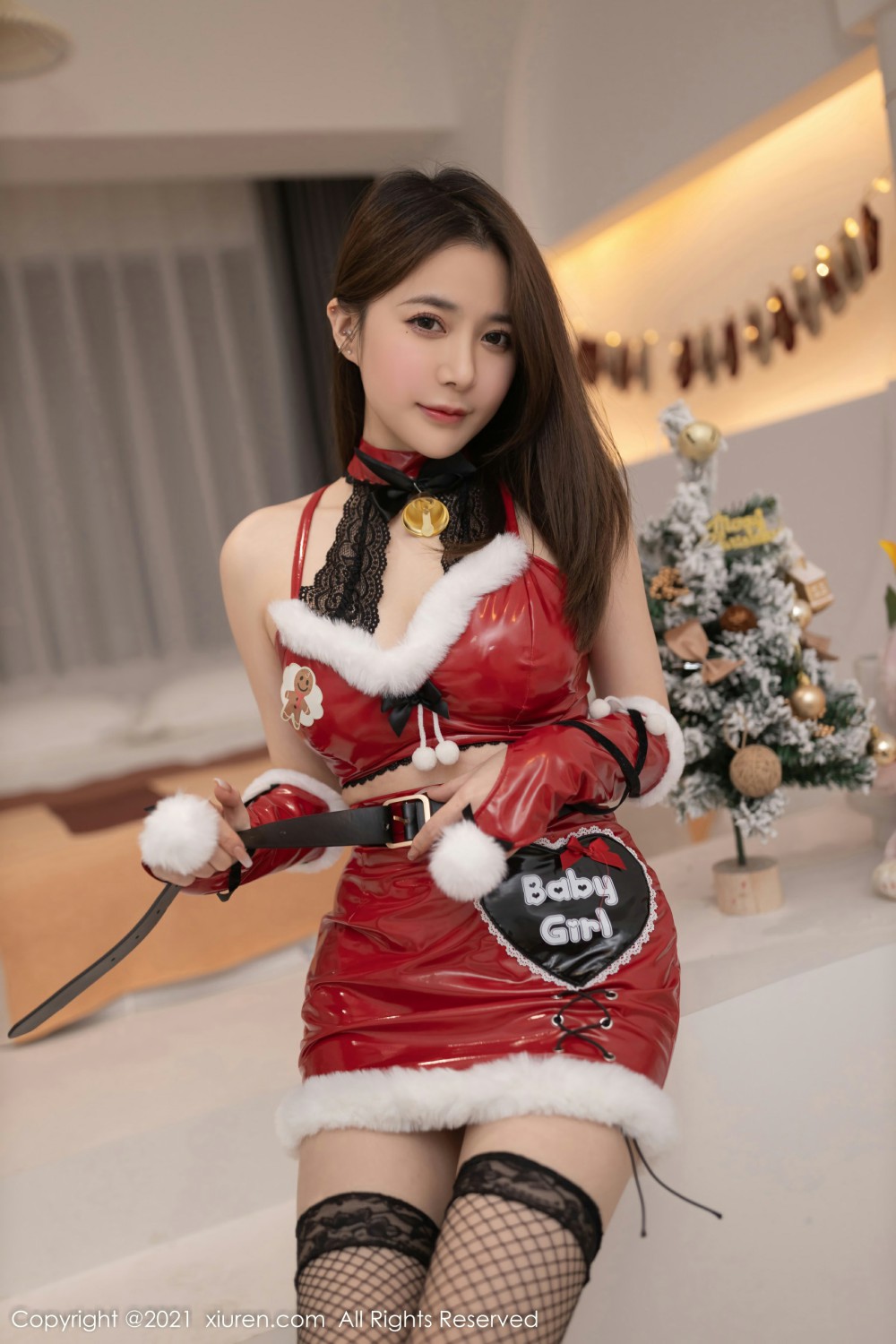 [XiuRen秀人网] 2021.12.24 No.4383 鱼子酱Fish 圣诞节写真第6张