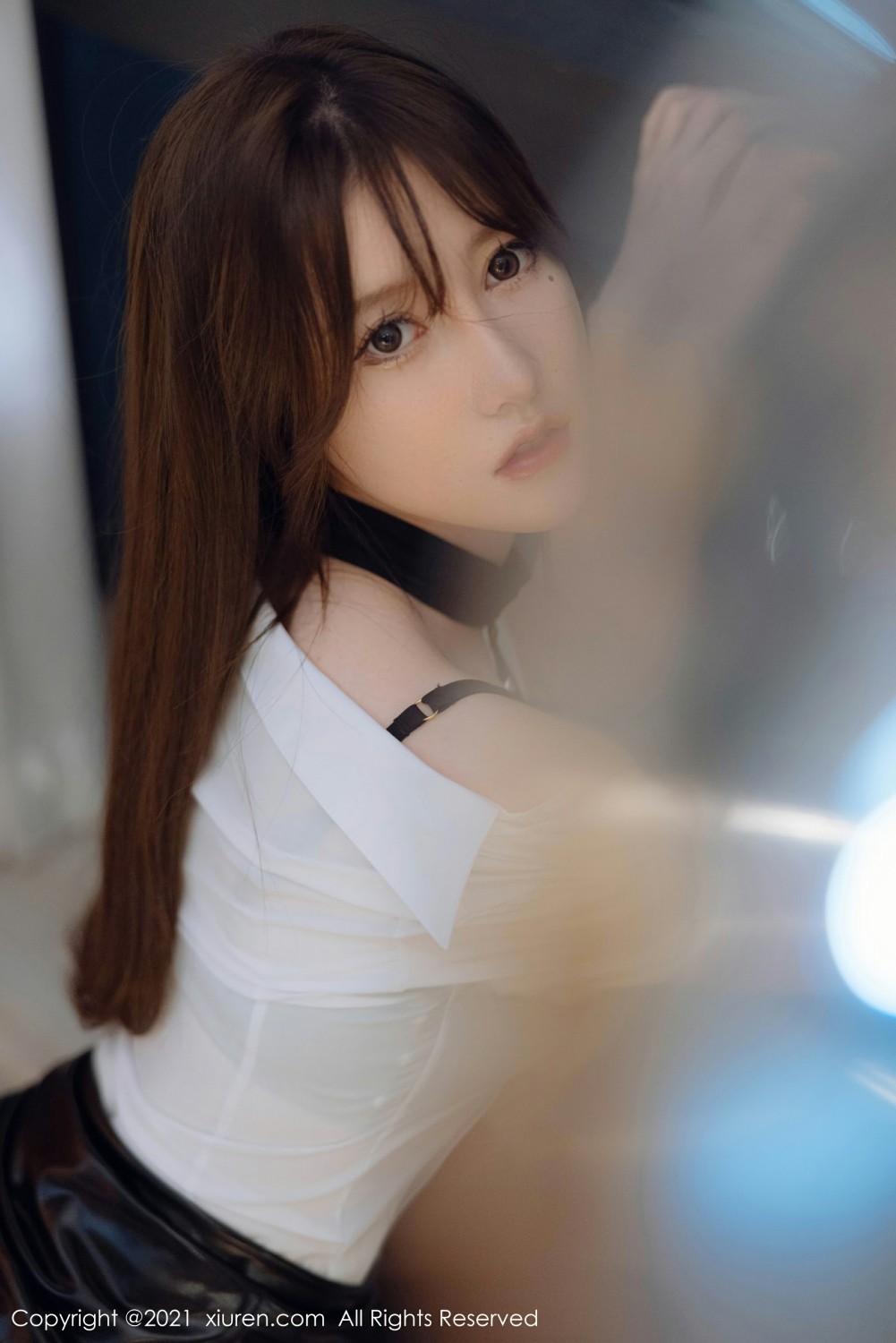 [XiuRen秀人网] 2021.12.28 No.4395 美桃酱 黑丝皮裙第7张