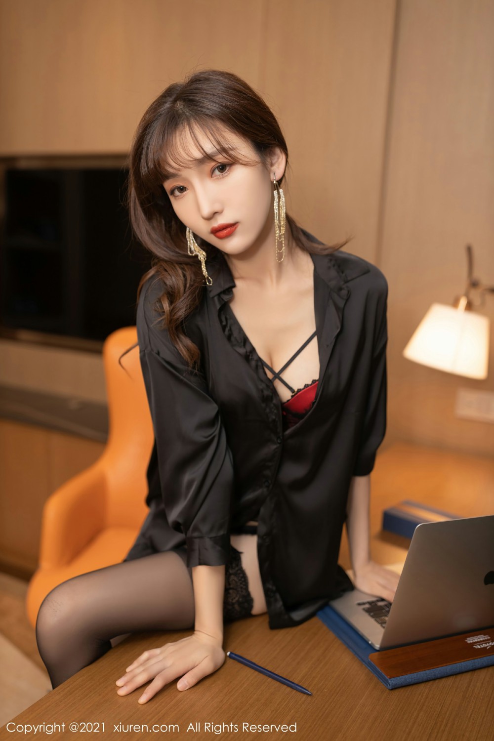 [XiuRen秀人网] 2021.12.28 No.4396 陆萱萱 身姿妩媚第5张