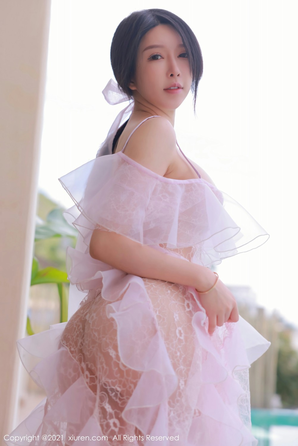 [XiuRen秀人网] 2021.12.29 No.4401 玉兔miki 透明长裙第1张
