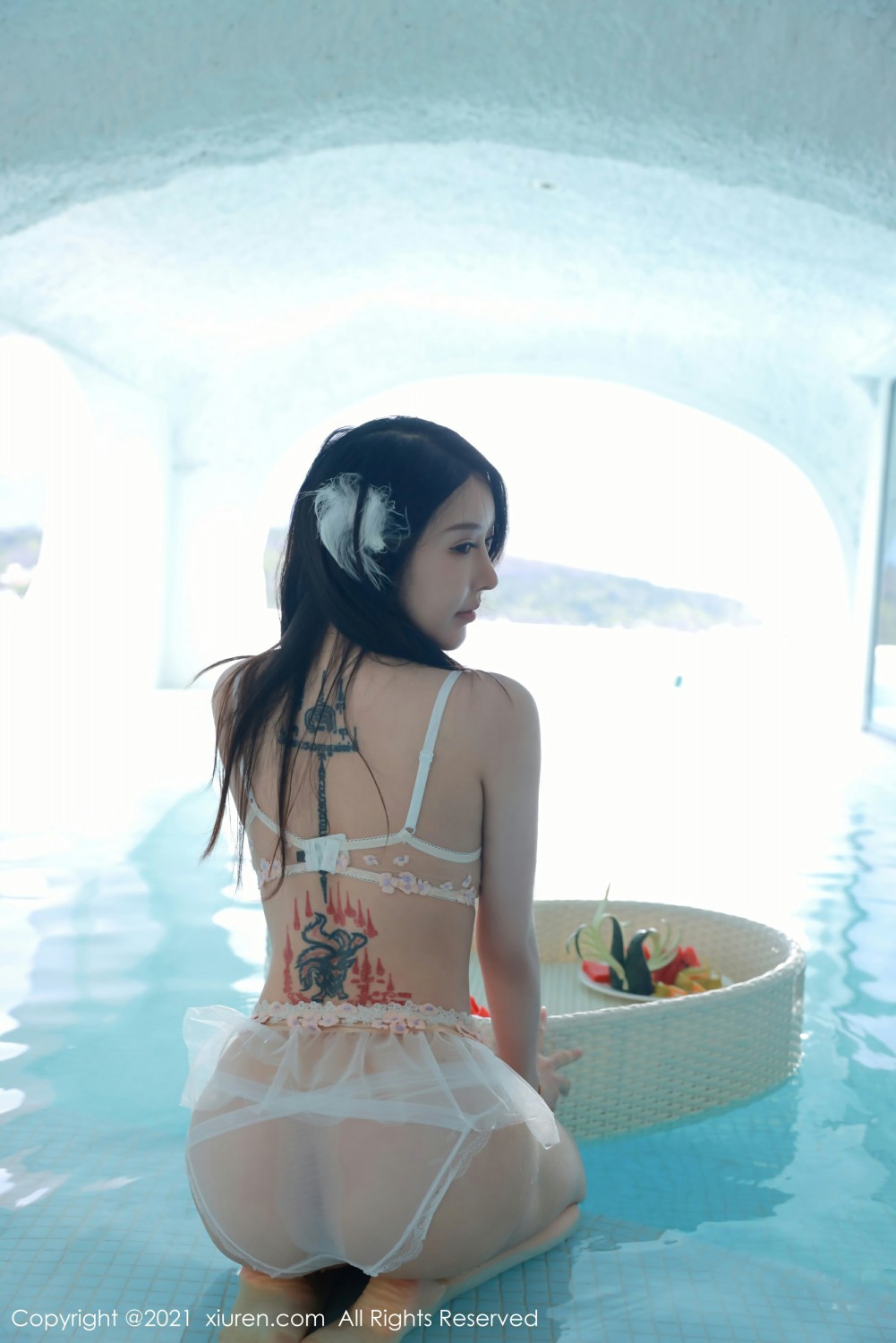 [XiuRen秀人网] 2021.12.29 No.4401 玉兔miki 透明长裙第9张