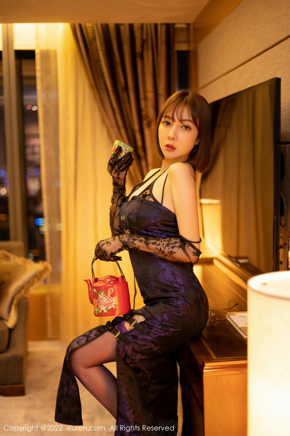 [XiuRen秀人网] 2022.01.05 No.4422 果儿Victoria 透明丝袜第3张