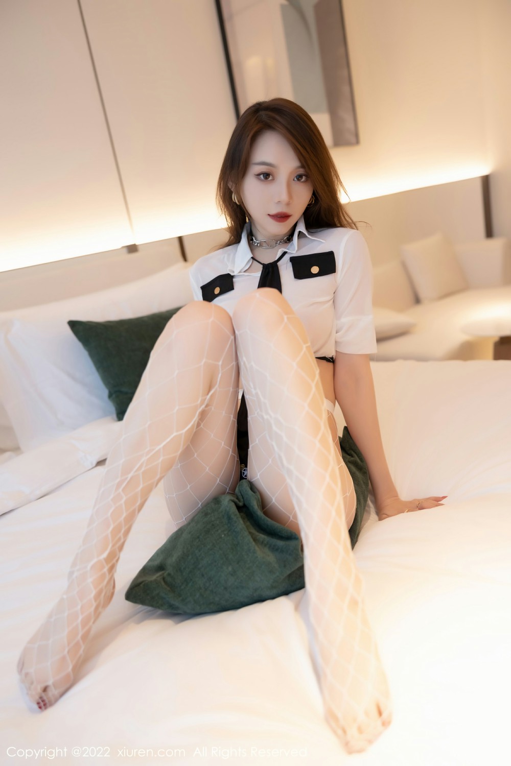 [XiuRen秀人网] 2022.01.06 No.4427 言沫 制服诱惑第11张