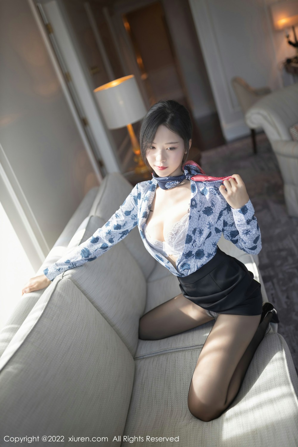 [XiuRen秀人网] 2022.01.06 No.4430 抖娘利世 空姐制服第8张