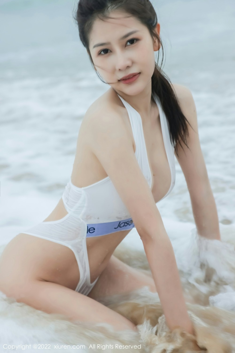 [XiuRen秀人网] 2022.01.11 No.4448 尹甜甜 唯美海边第8张