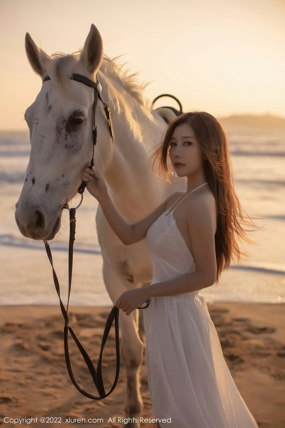 [XiuRen秀人网] 2022.01.11 No.4448 尹甜甜 唯美海边第2张