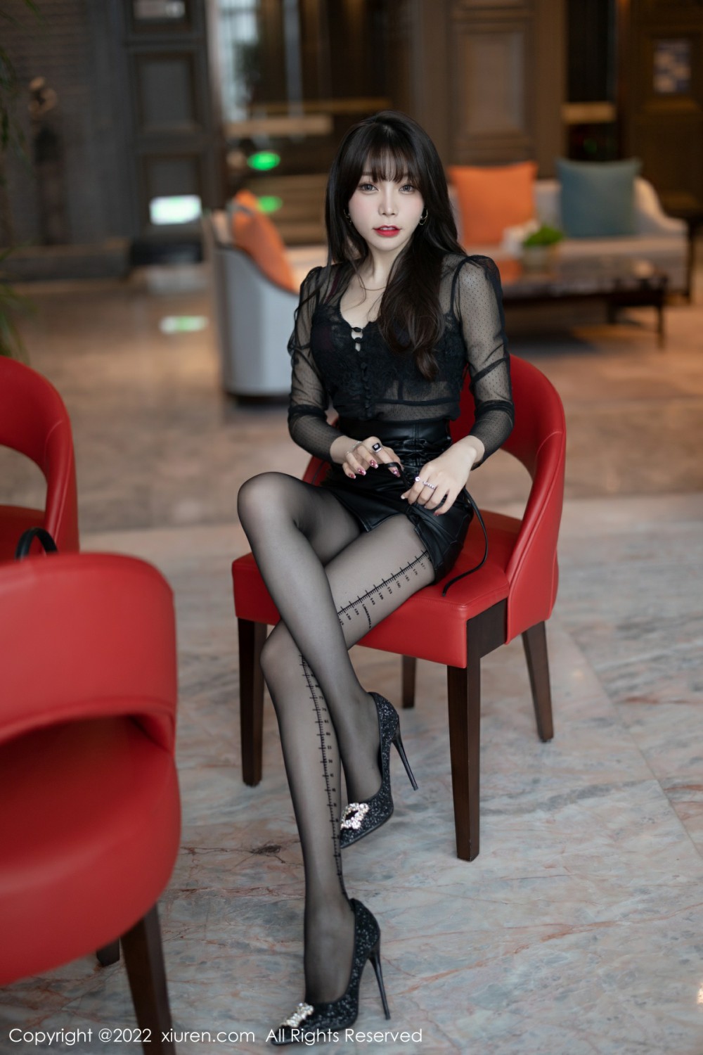 [XiuRen秀人网] 2022.01.13 No.4462 芝芝Booty 人比花娇第3张