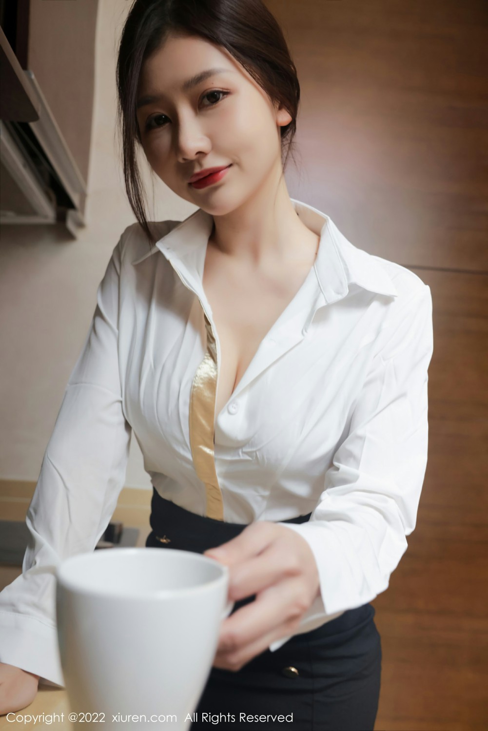 [XiuRen秀人网] 2022.01.17 No.4472 尹甜甜 私人女管家第2张