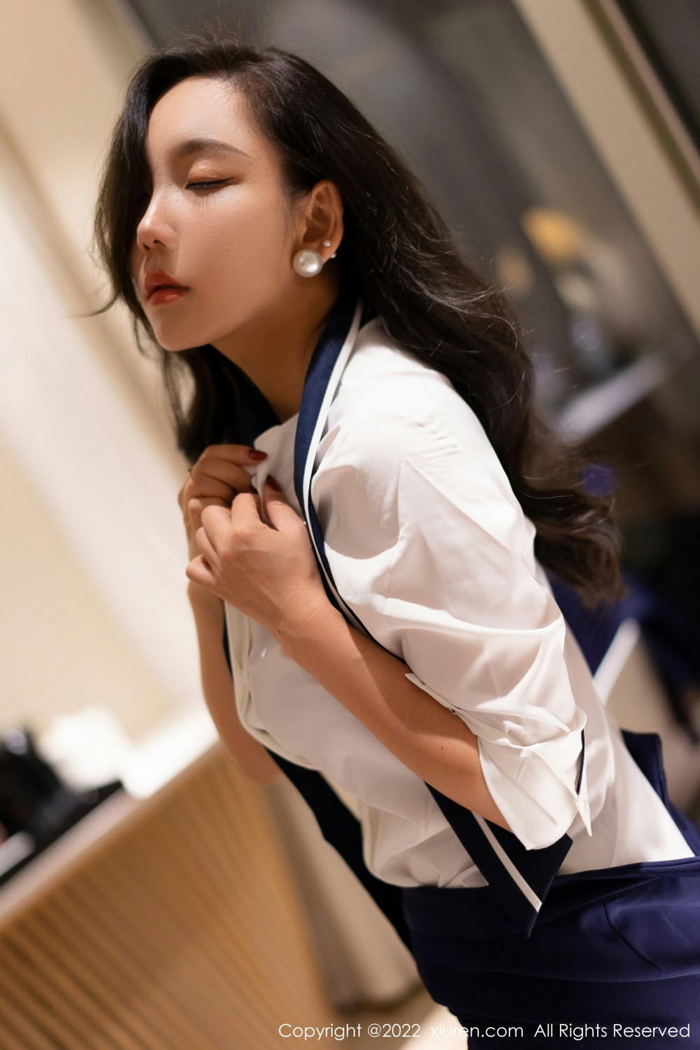 [XiuRen秀人网] 2022.01.18 No.4478 艾静香 性感制服第4张