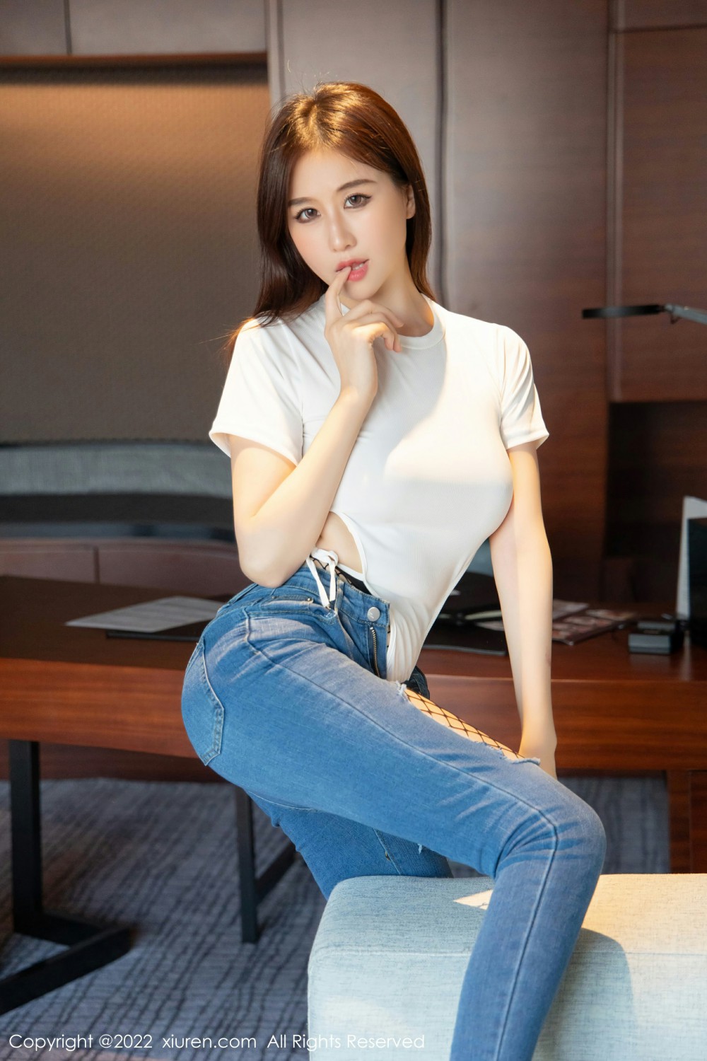 [XiuRen秀人网] 2022.01.19 No.4481 月音瞳 丝袜美腿第10张
