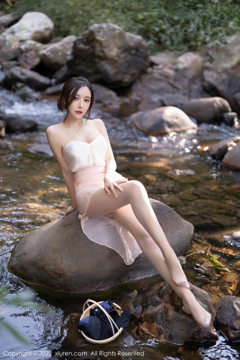[XiuRen秀人网] 2022.01.25 No.4511 王馨瑶yanni 户外写真第9张