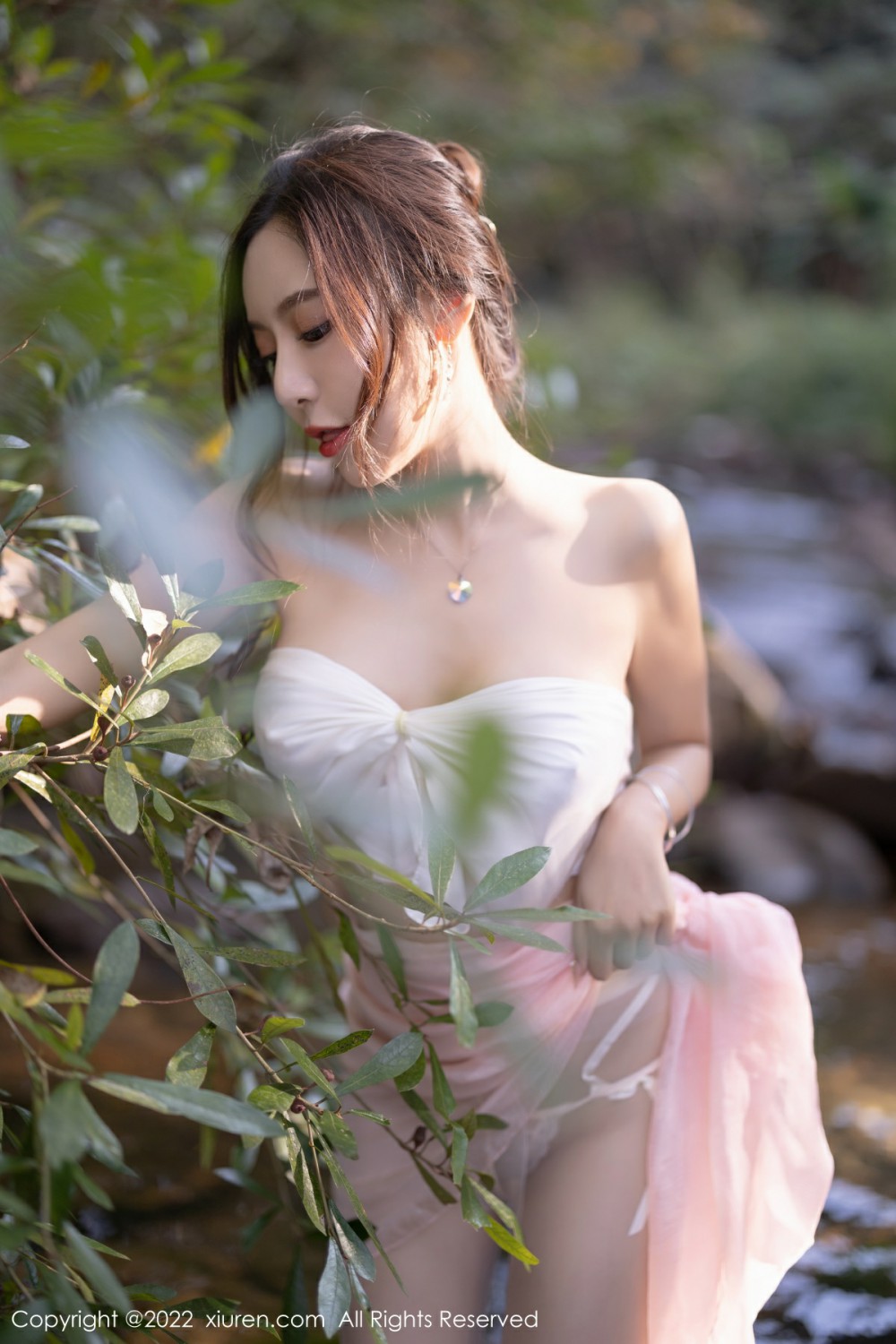 [XiuRen秀人网] 2022.01.25 No.4511 王馨瑶yanni 户外写真第10张
