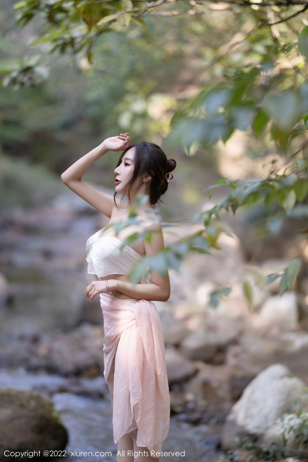 [XiuRen秀人网] 2022.01.25 No.4511 王馨瑶yanni 户外写真第2张