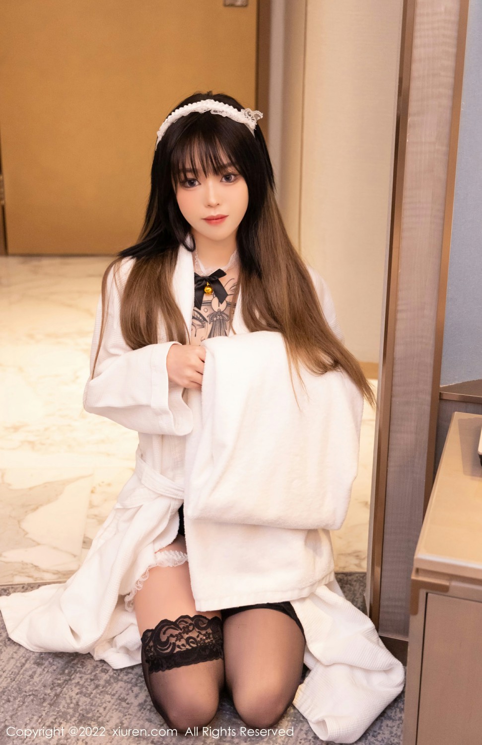 [XiuRen秀人网] 2022.01.29 No.4565 奶瓶. 极致美腿第1张