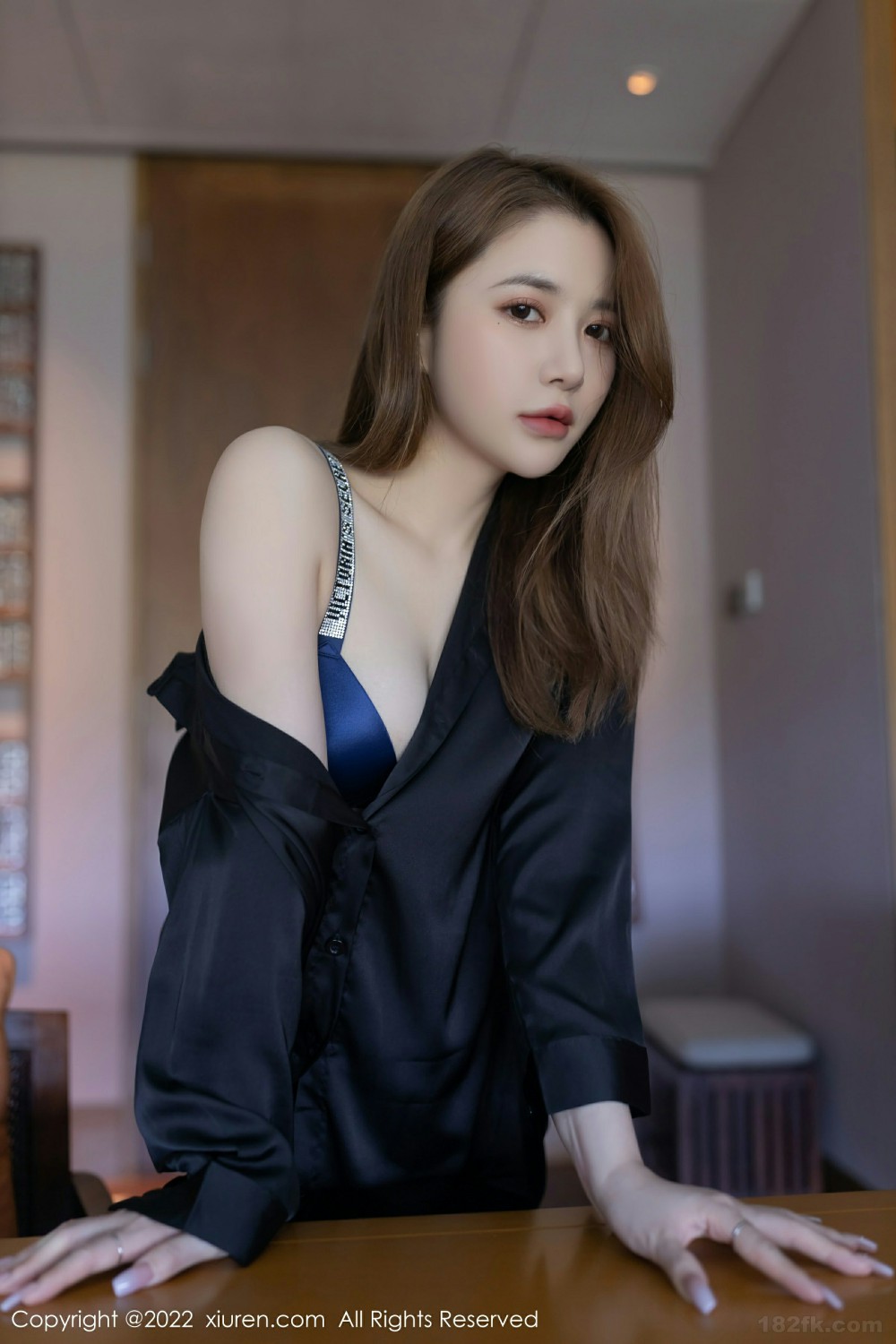 [XiuRen秀人网] 2022.02.11 No.4573 鱼子酱Fish 诱人黑丝第3张