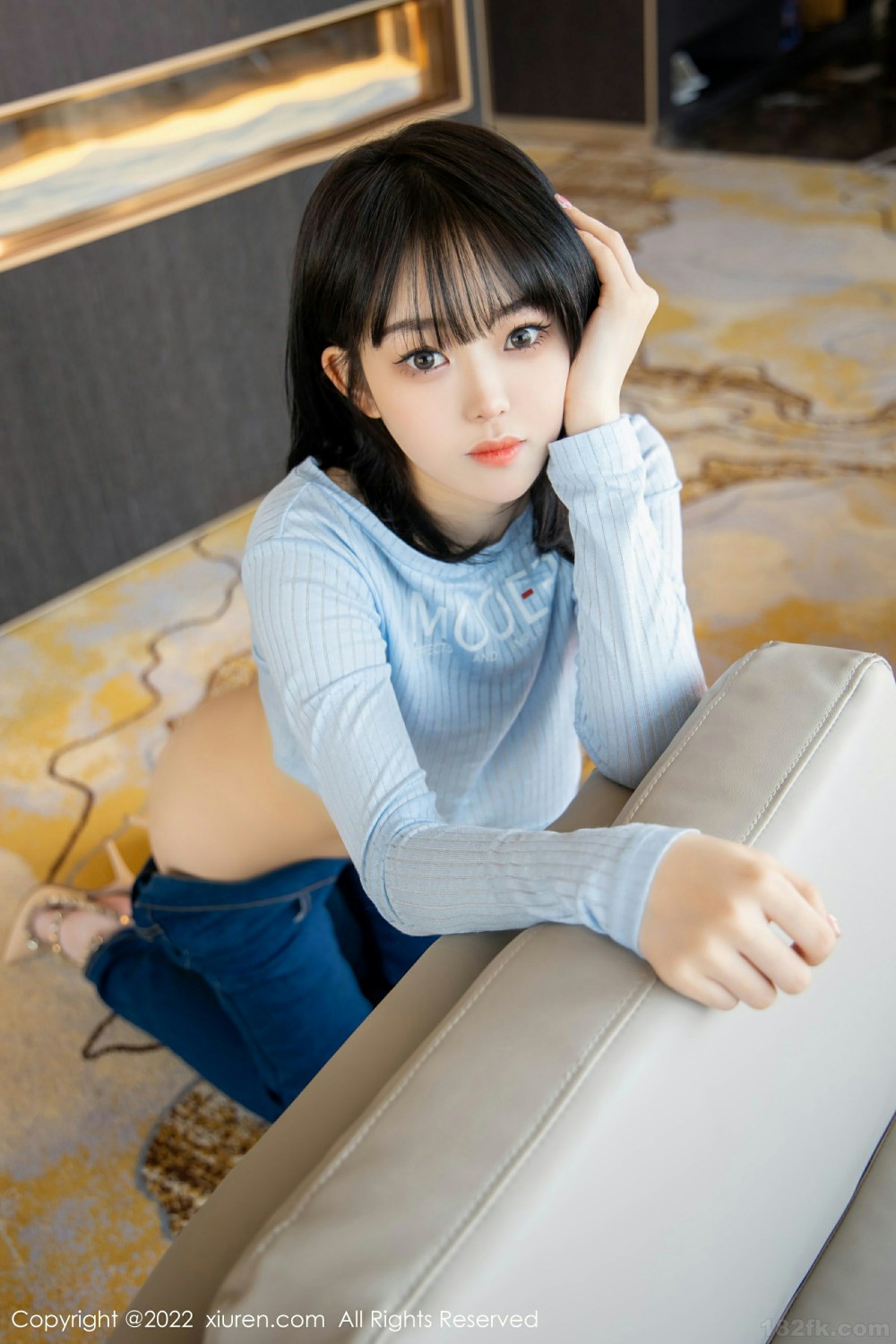 [XiuRen秀人网] 2022.02.15 No.4584 奶瓶. 极致美腿第7张