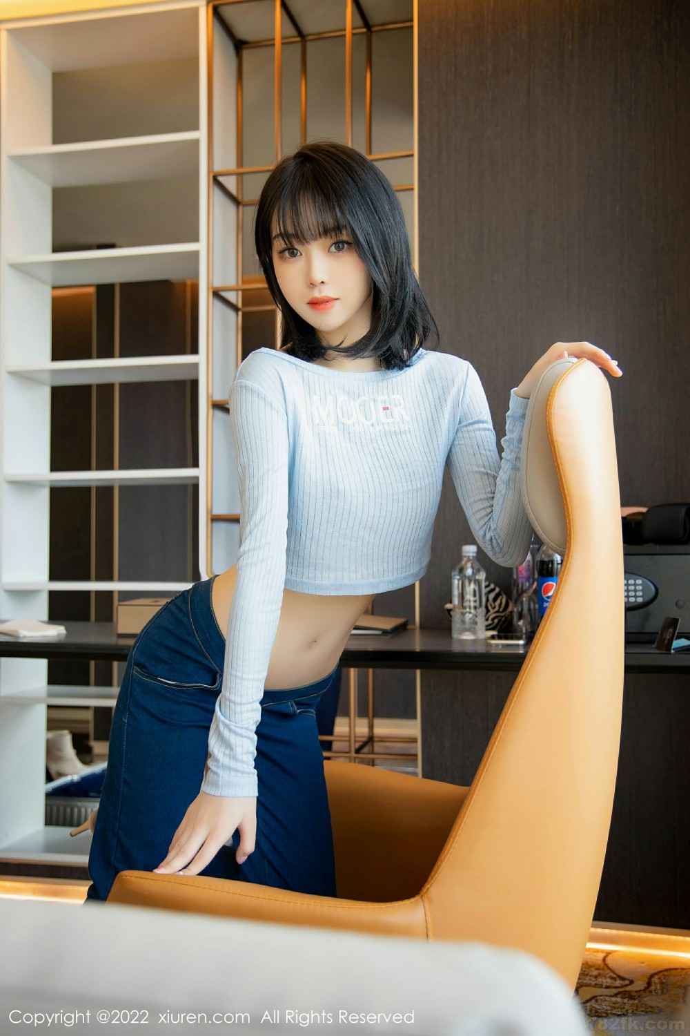 [XiuRen秀人网] 2022.02.15 No.4584 奶瓶. 极致美腿第8张