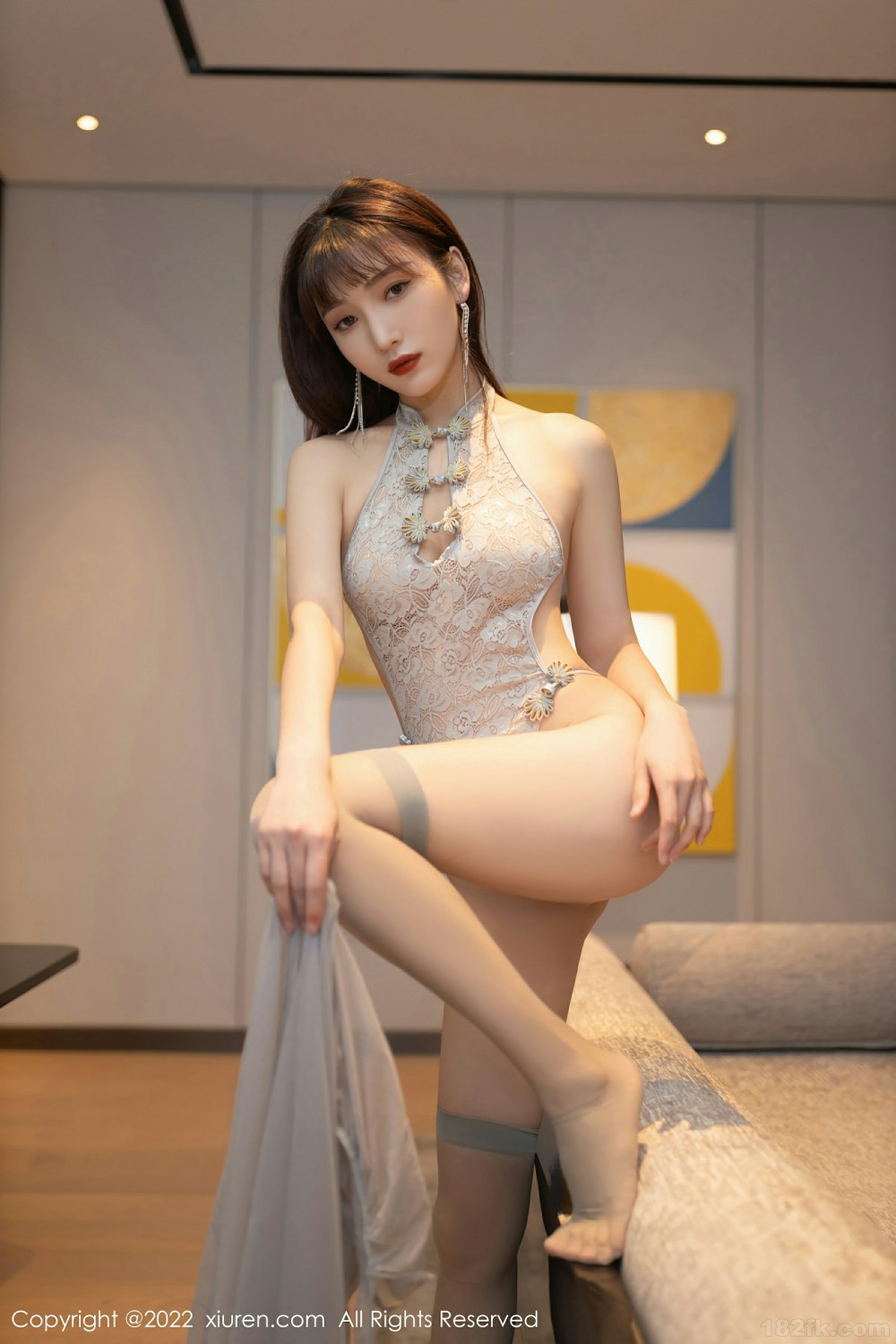 [XiuRen秀人网] 2022.02.16 No.4592 陆萱萱 灰色丝袜第13张