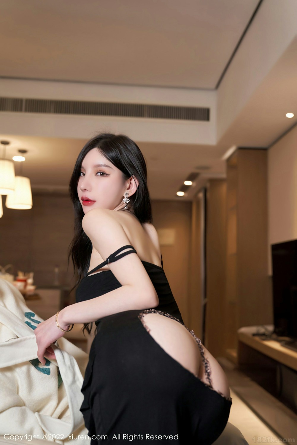 [XiuRen秀人网] 2022.02.16 No.4594 周于希Sally 三亚写真第7张