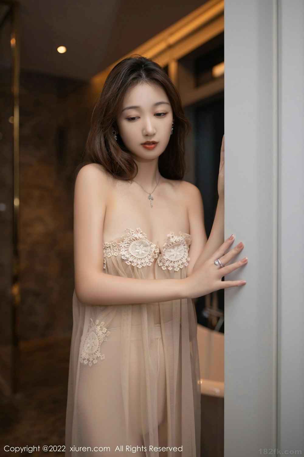[XiuRen秀人网] 2022.02.17 No.4601 唐安琪 性感连衣裙第8张