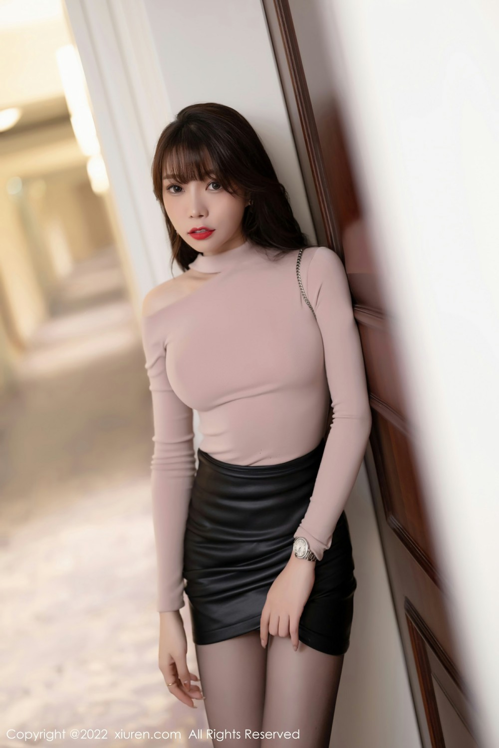 [XiuRen秀人网] 2022.02.18 No.4606 芝芝Booty 娇媚欲滴第3张