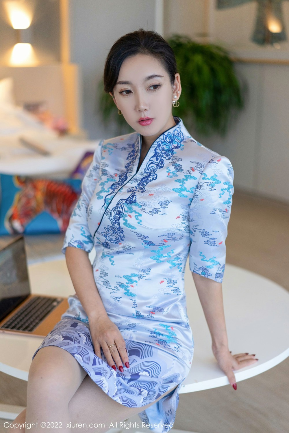 [XiuRen秀人网] 2022.02.21 No.4613 艾静香 优雅御姐第1张