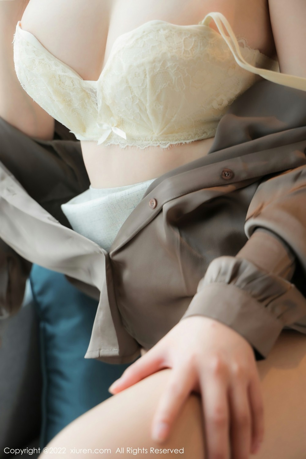 [XiuRen秀人网] 2022.03.09 No.4689 Arude薇薇 制服诱惑第8张