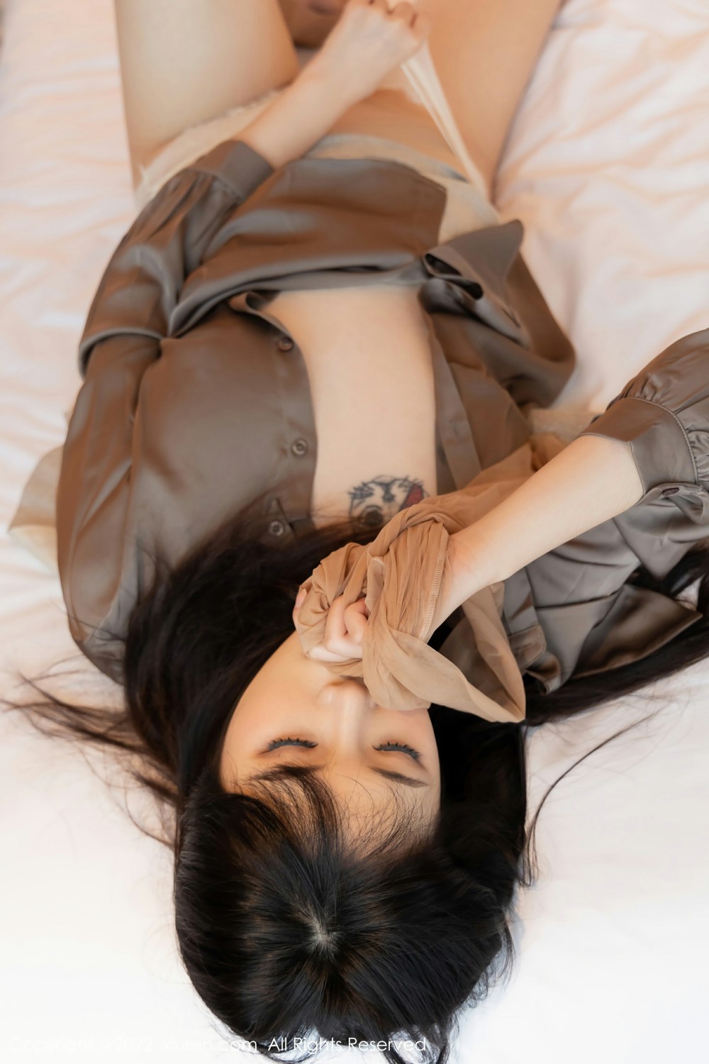 [XiuRen秀人网] 2022.03.09 No.4689 Arude薇薇 制服诱惑第18张