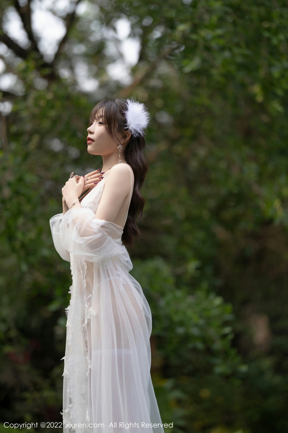 [XiuRen秀人网] 2022.03.11 No.4704 芝芝Booty 透明蕾丝第2张