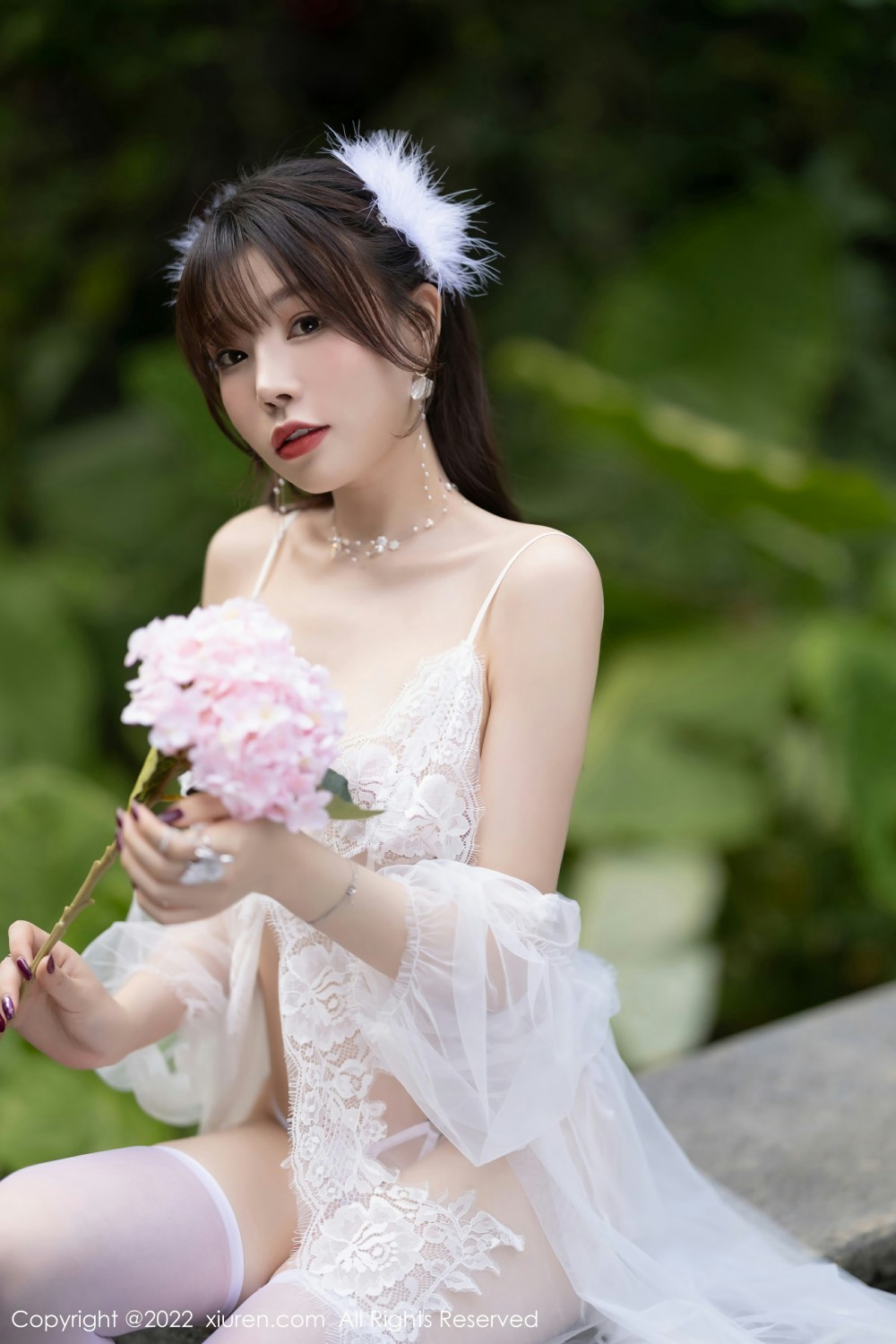 [XiuRen秀人网] 2022.03.11 No.4704 芝芝Booty 透明蕾丝第2张